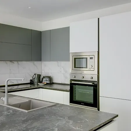 Super Luxury Penthouse With Hot Tub And Pool Tal-Franciz