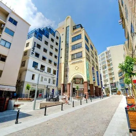 Super Luxury Penthouse With Hot Tub And Pool Apartment *